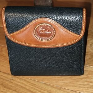 Vintage DOONEY BOURKE TRIFOLD BROWN LEATHER WALLET great find!